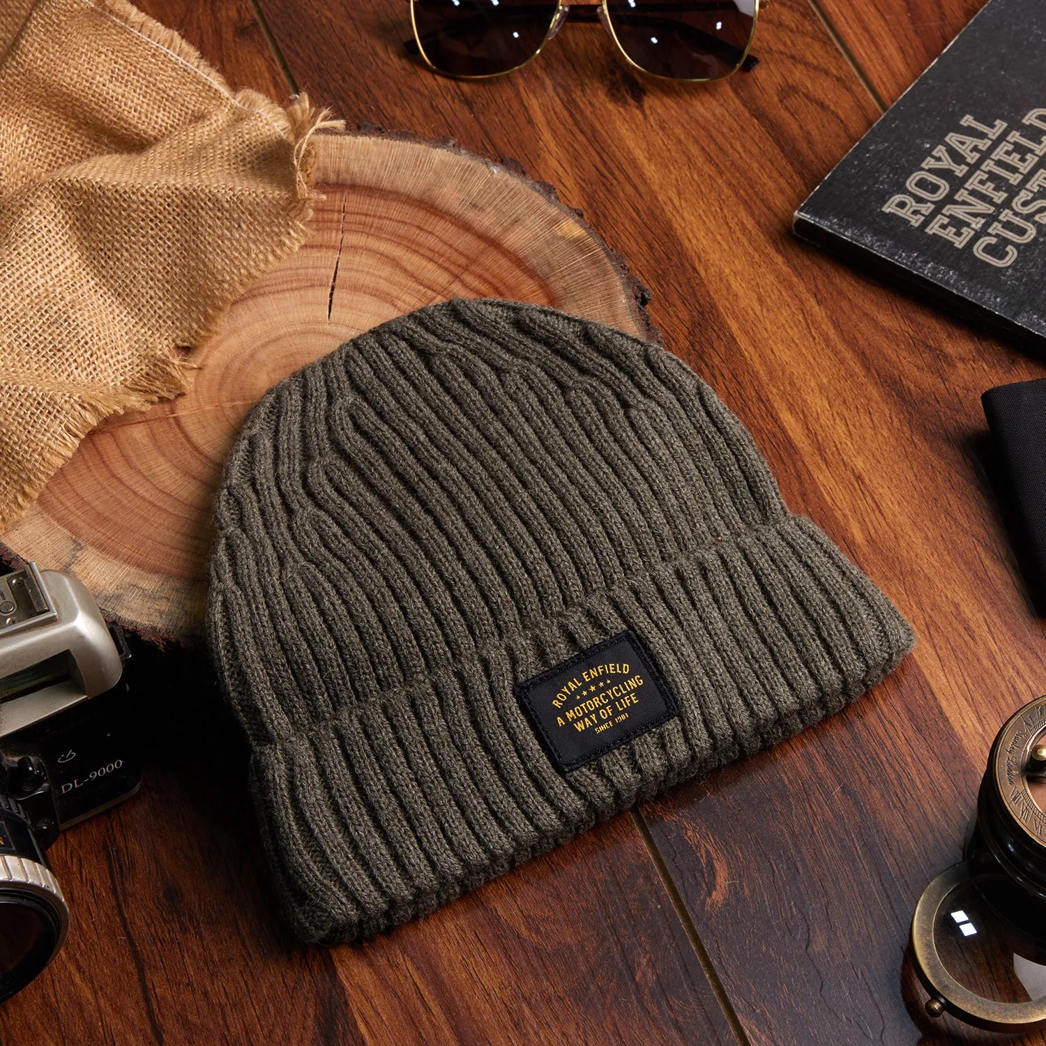 Core Short Beanie – Charcoal